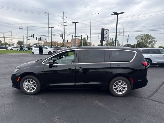 Certified Used 2025 Black Chrysler Select image 2