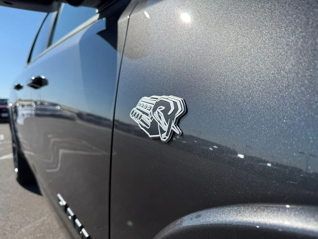 New 2026 Granite Crystal Metallic Clear-Coat Exterior Paint RAM Laramie image 12