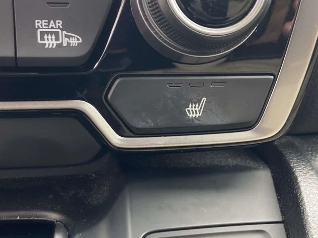 Certified Used 2018  Honda Touring image 28