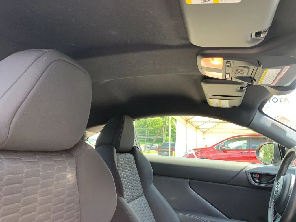 Used 2023  Toyota Base image 14