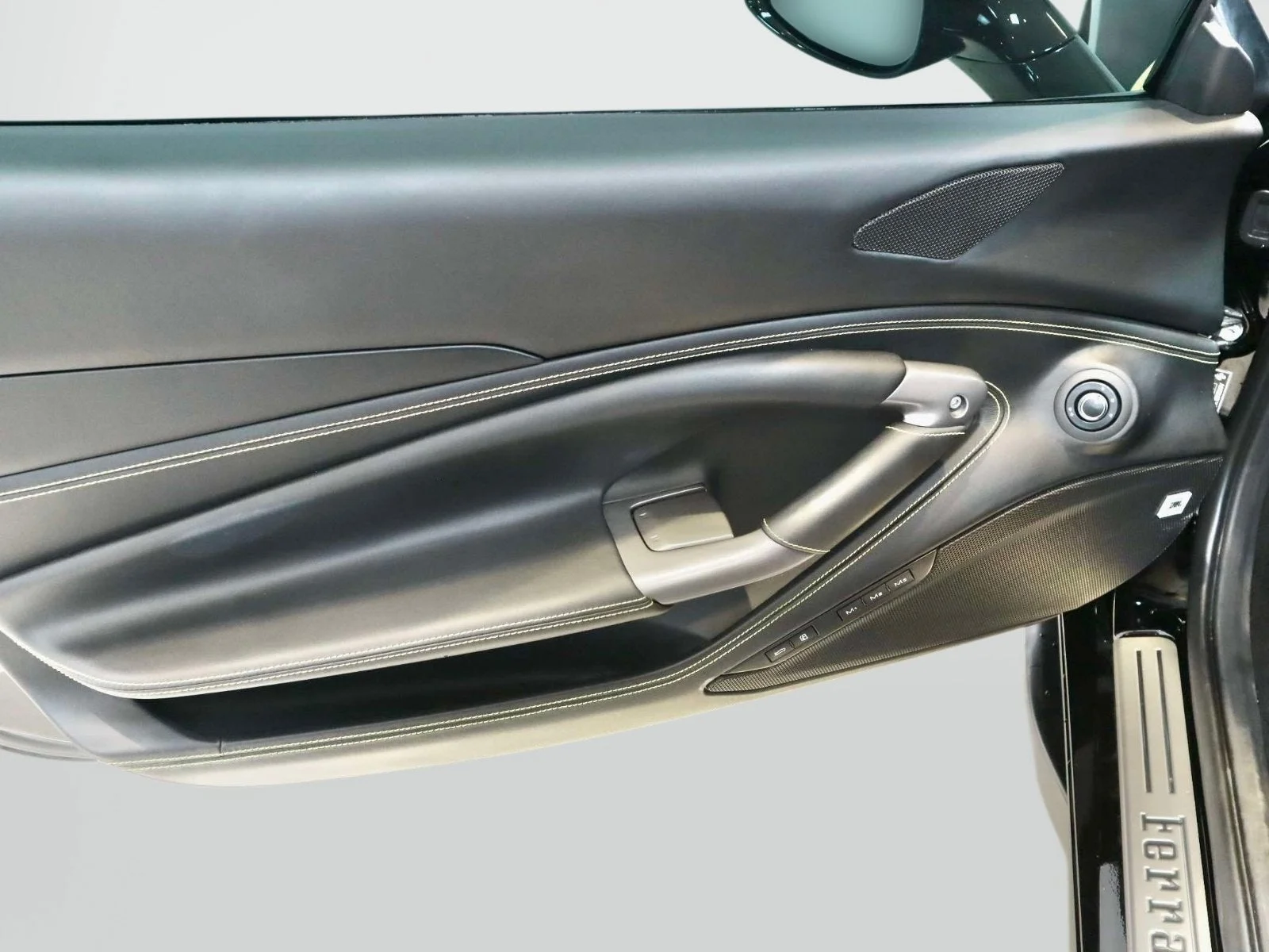 Certified Used 2022 Nero Ferrari  image 19