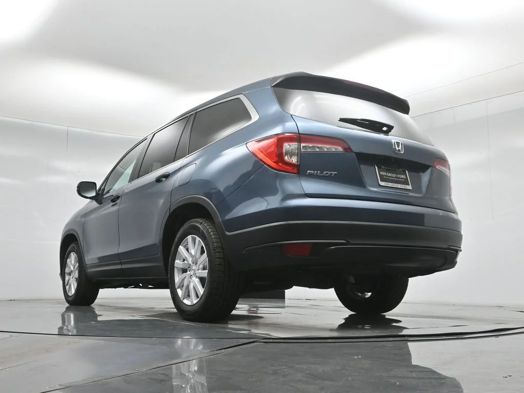 Used 2019 Black Honda LX image 51