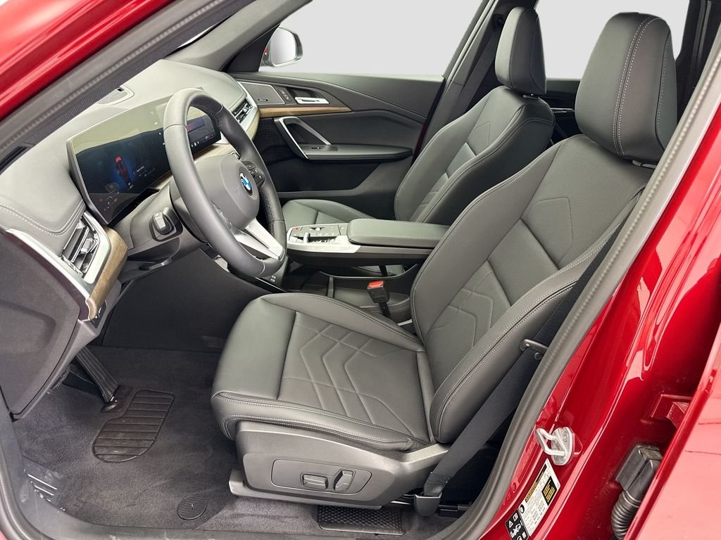 Used 2026 Red Metallic BMW xDrive28i image 17