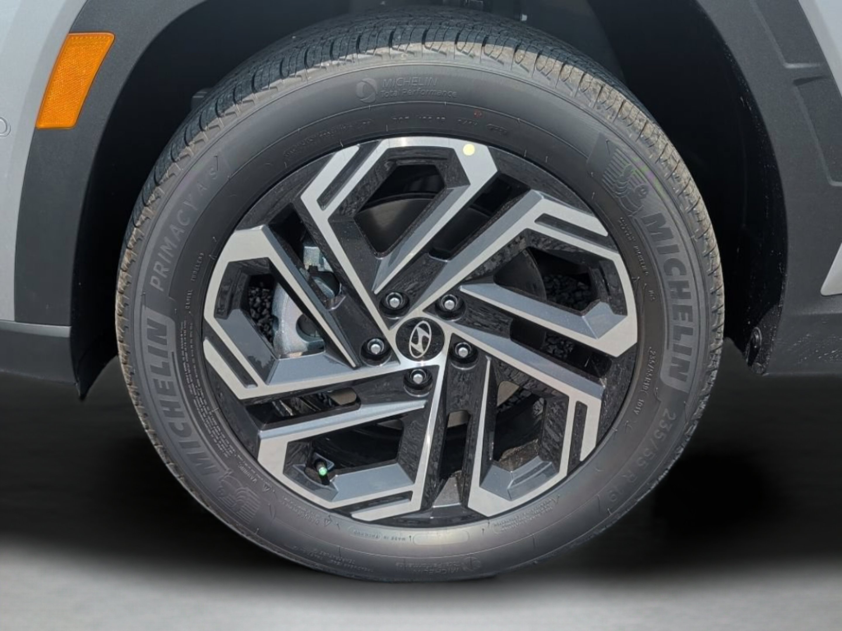 New 2026 Shimmering Silver Hyundai Limited image 48