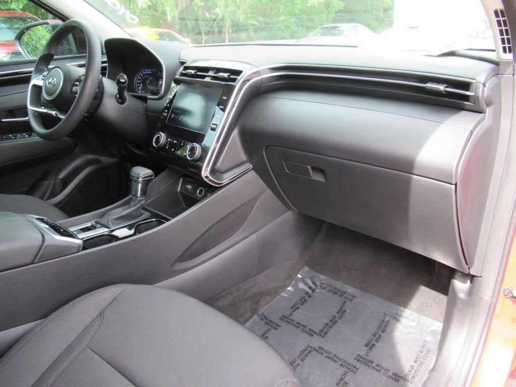 Used 2022 Red Hyundai SEL image 11