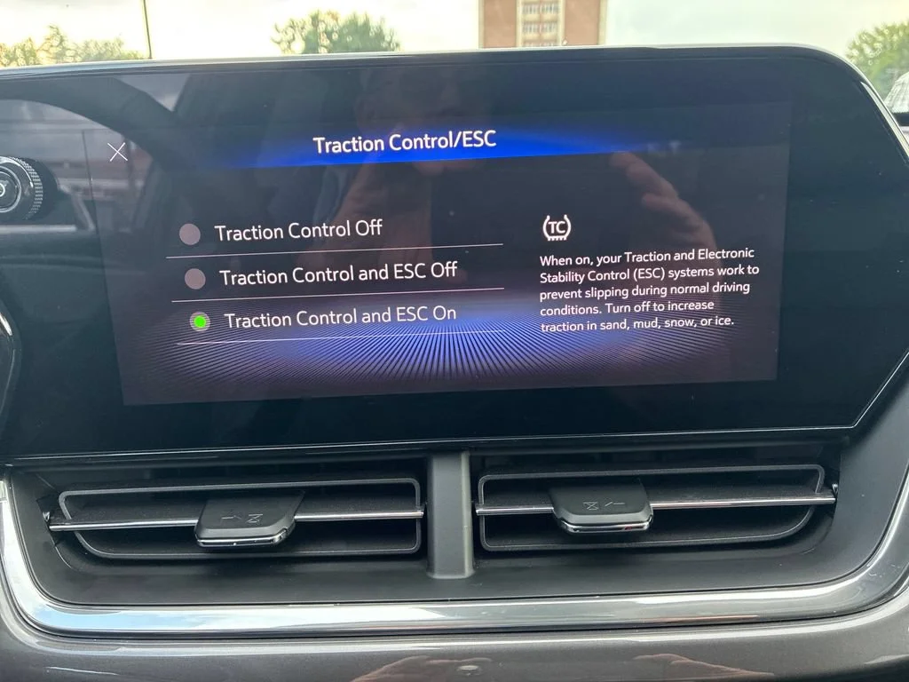 Used 2026 Cacti Green Chevrolet ACTIV image 20
