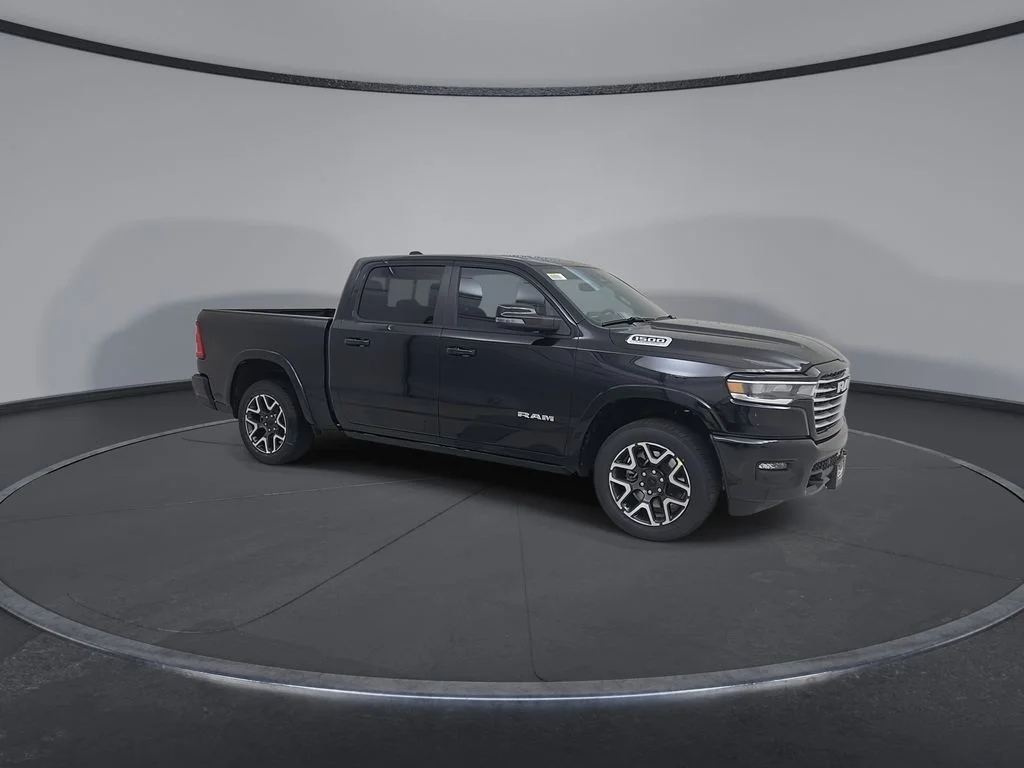 New 2026 Diamond Black Crystal Pearl-Coat Exterior Paint RAM Laramie image 2