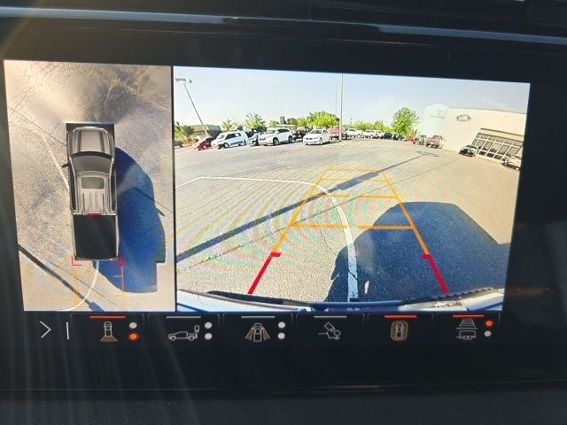 Used 2024 Silver GMC AT4 image 21