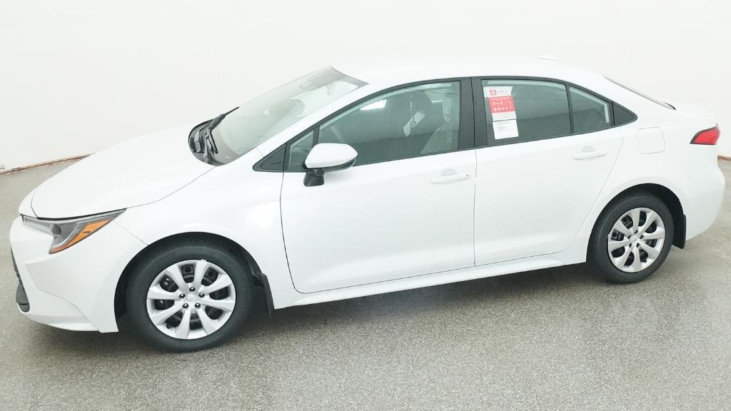 New 2026 Wind Chill Pearl Toyota LE image 5
