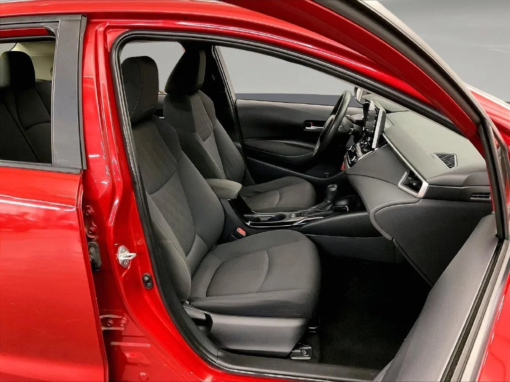 Used 2021 Red Toyota LE image 10