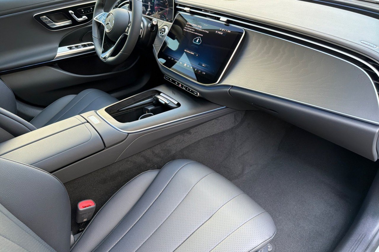 New 2026 MANUFAKTUR Alpine Grey Mercedes-Benz E 350 RWD Sedan image 14