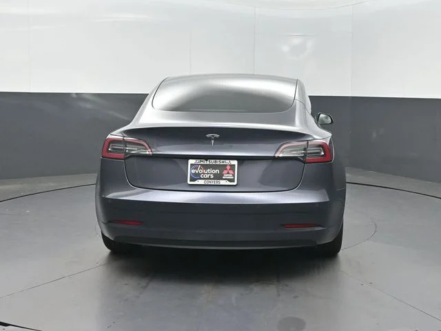 Used 2022 Black Tesla Base image 23