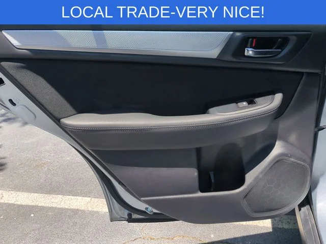 Used 2018 Silver Subaru 2.5i Premium image 27