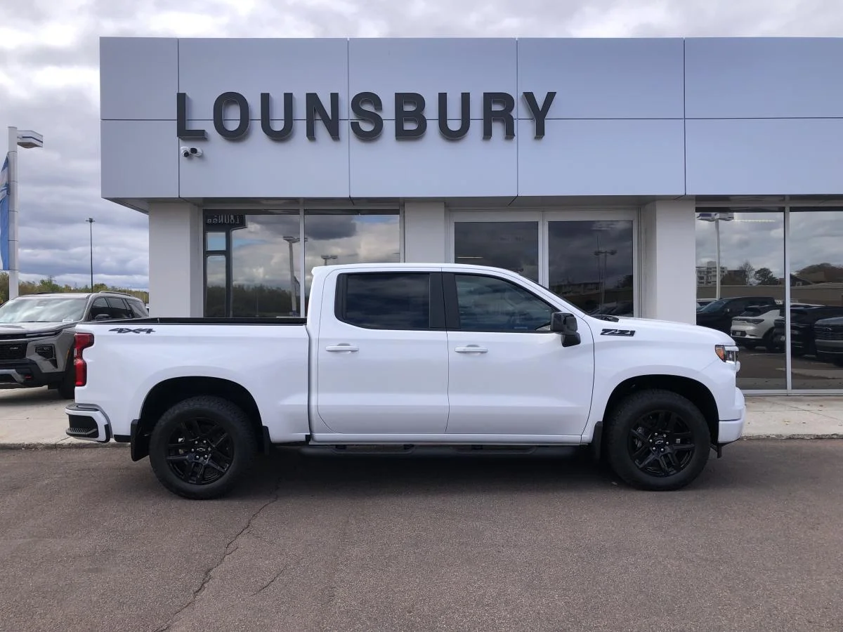Used 2026 White Chevrolet 4WD Crew Cab 147" RST image 2
