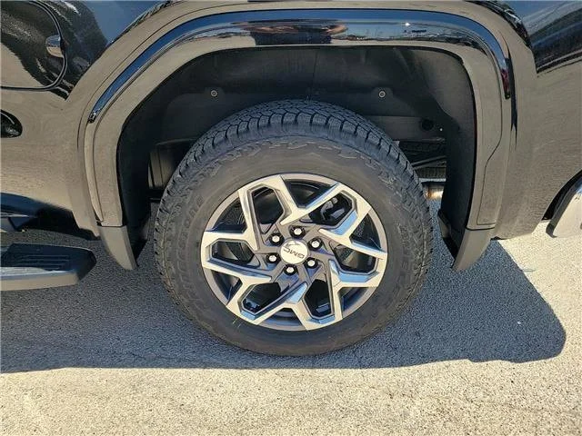 New 2026 Onyx Black GMC SLT image 9