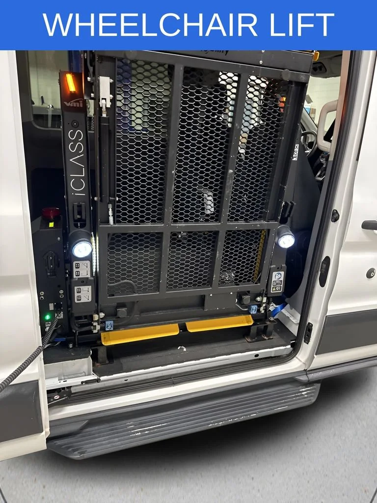 2016 Ford Transit XL - Photo 24