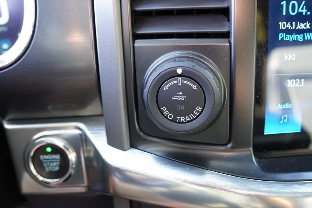 Used 2021 Quartz Metallic Ford Lariat image 35