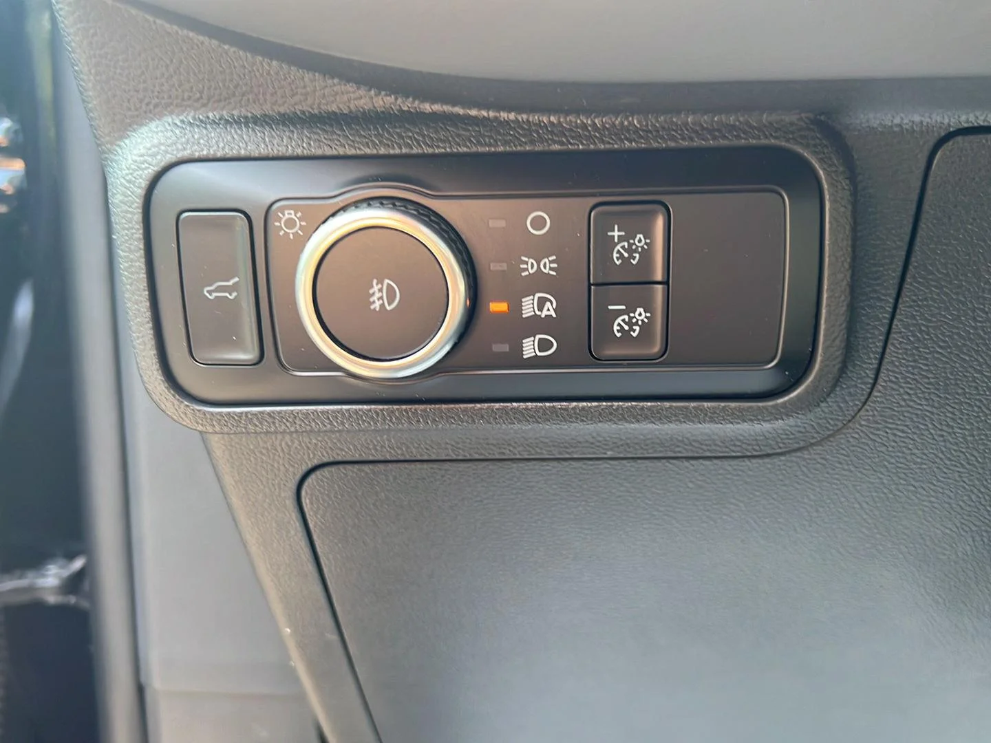 New 2026 Black Metallic Ford Active image 7