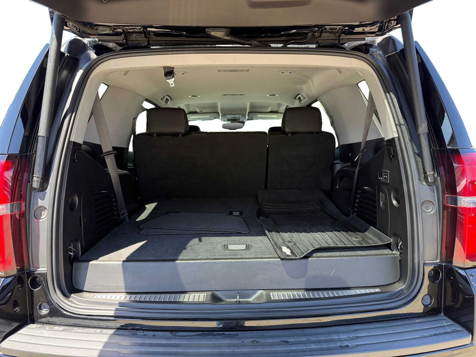 Used 2019 Black Chevrolet LT image 17