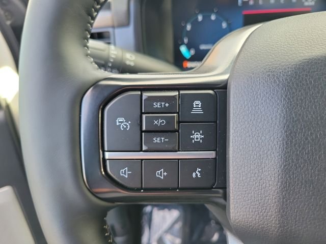 New 2026 Star White Metallic Tri-Coat Ford Platinum® image 5