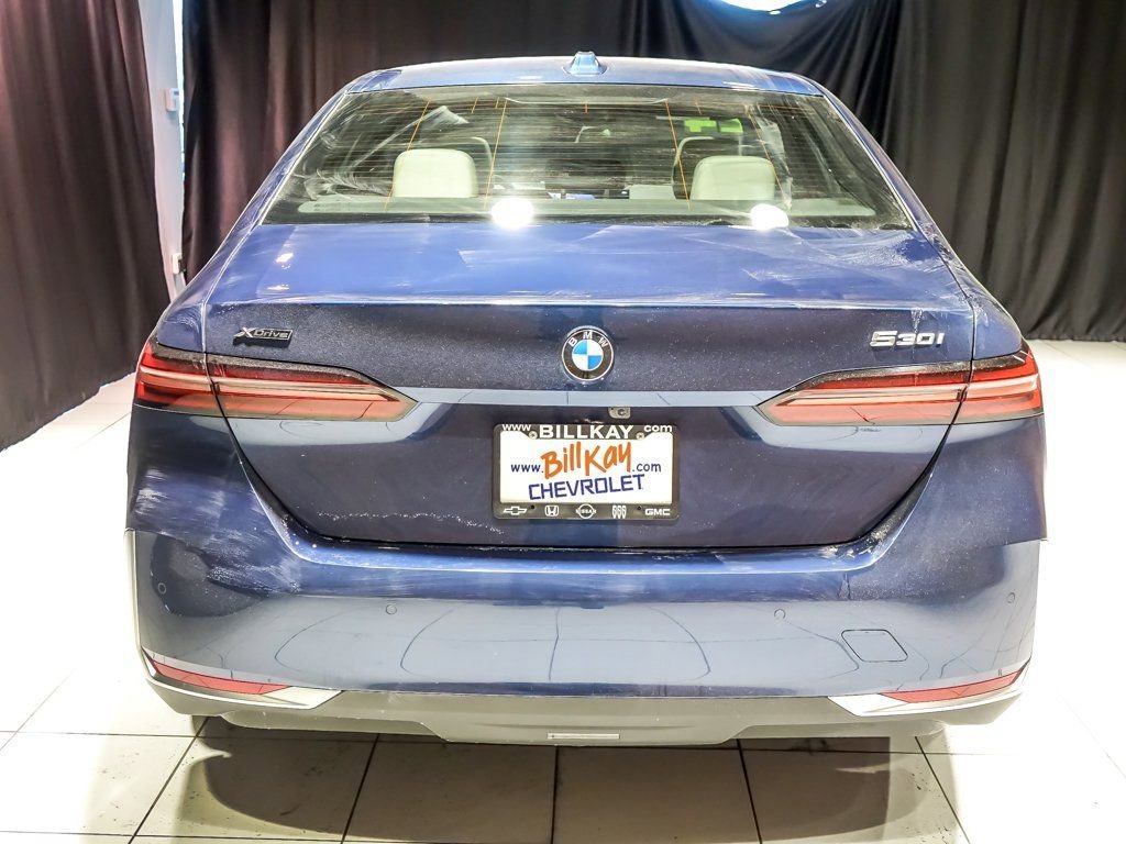 2024 BMW 530I - Image 8
