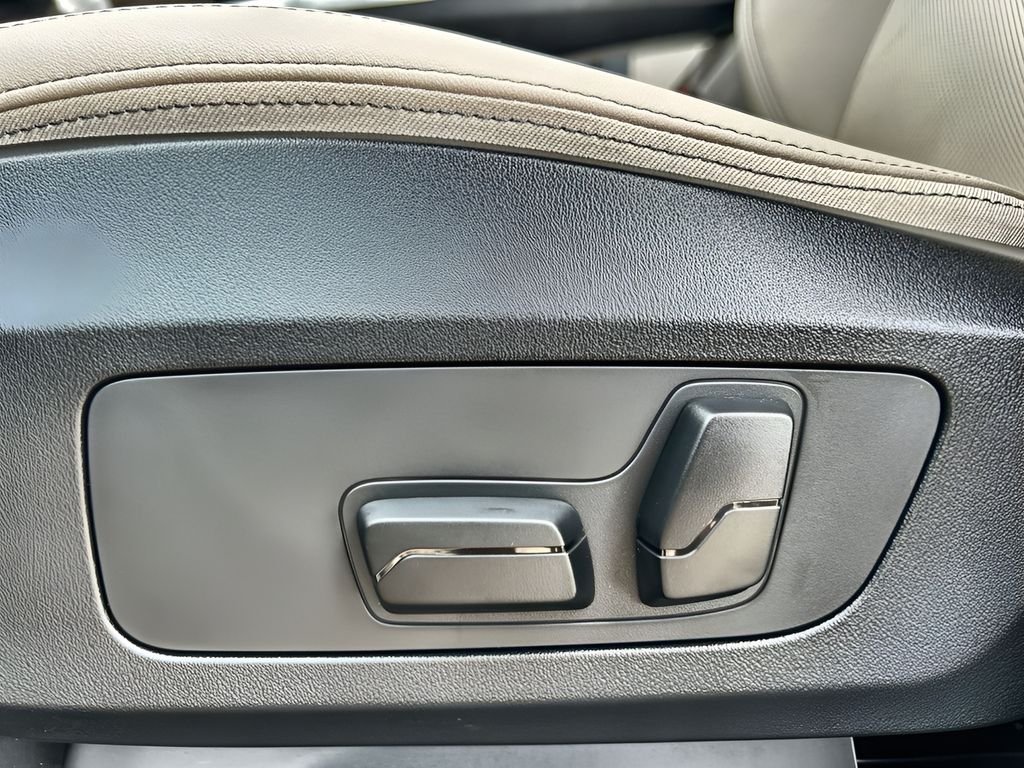 2025 BMW X1 XDrive28i - Photo 16