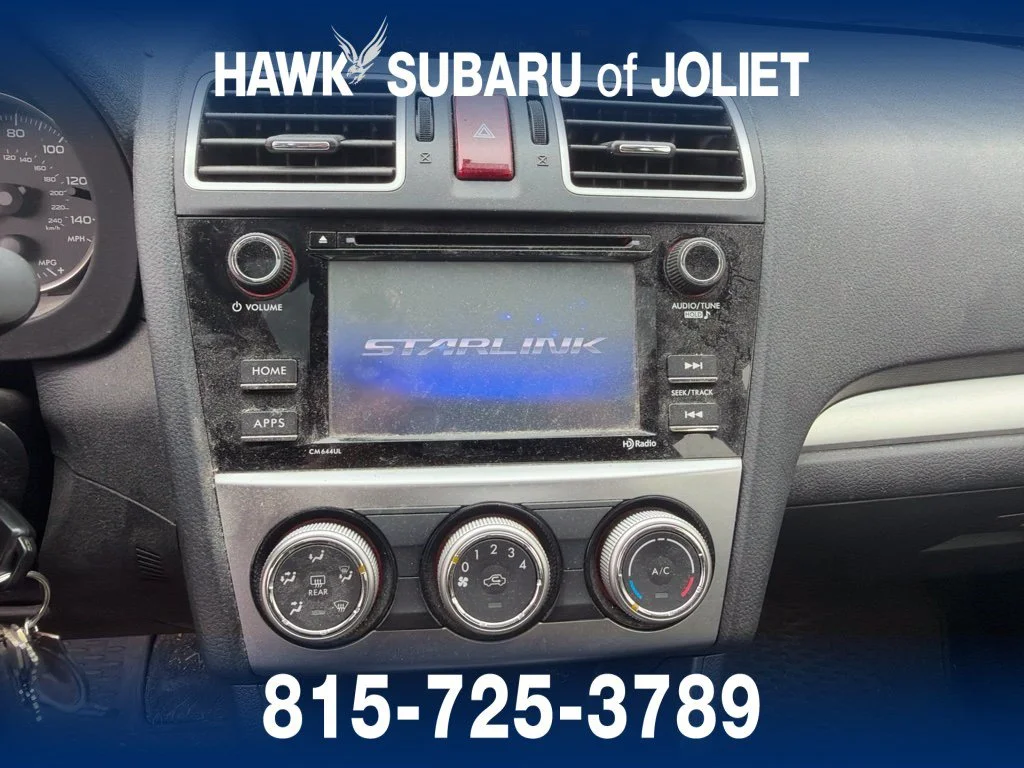 Used 2015 Ice Silver Metallic Subaru Premium image 9