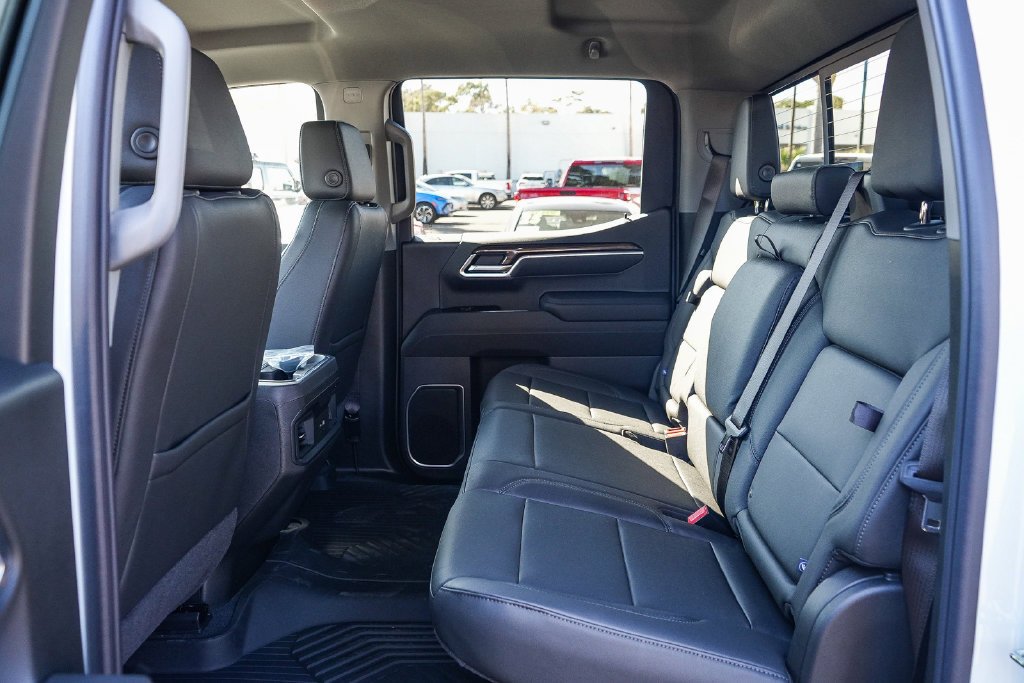 2026 Chevrolet Silverado 1500 RST - Photo 19