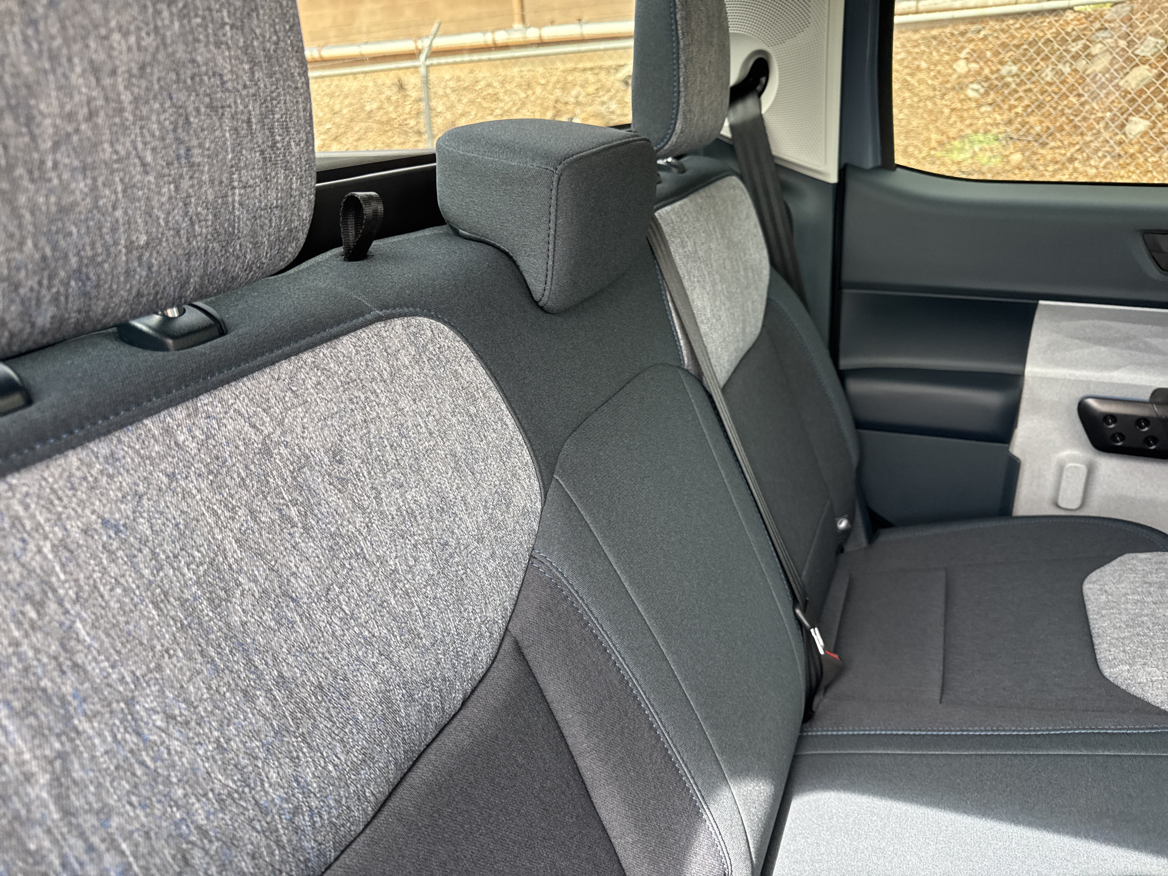 New 2026 Azure Gray Metallic Tri-Coat Ford XLT image 10
