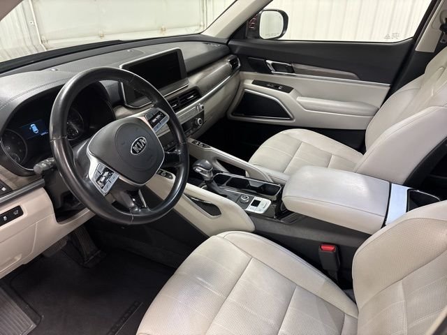 Used 2021 Purple Kia EX image 8