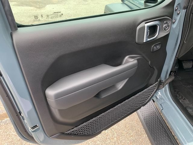 New 2026 Anvil Clearcoat Jeep Sport S image 16