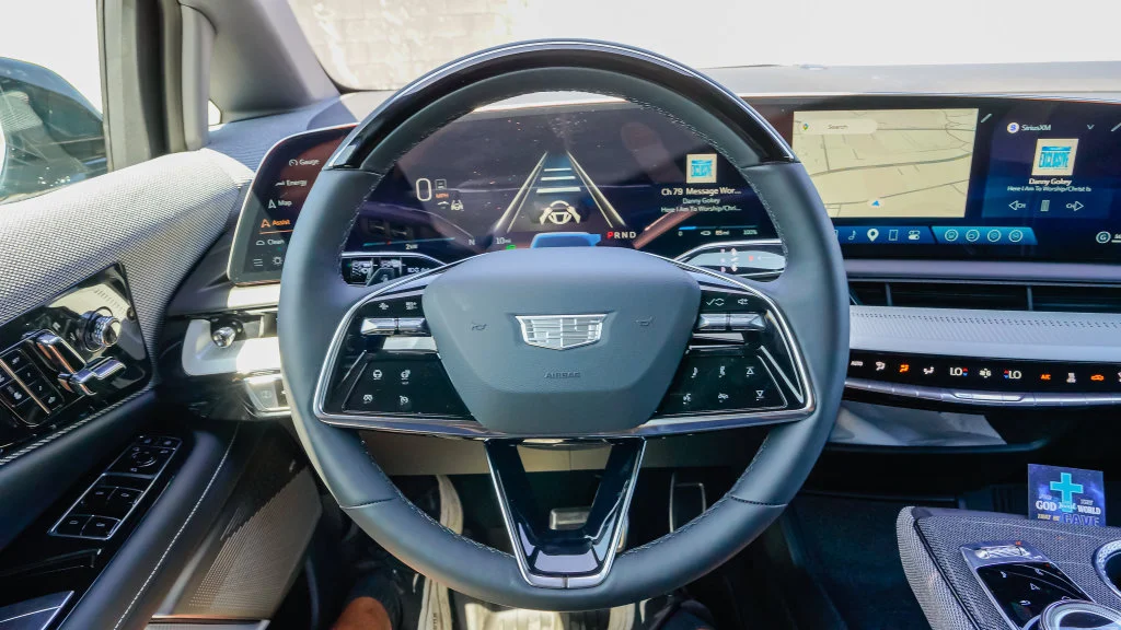 2027 Cadillac OPTIQ Sport - Photo 14