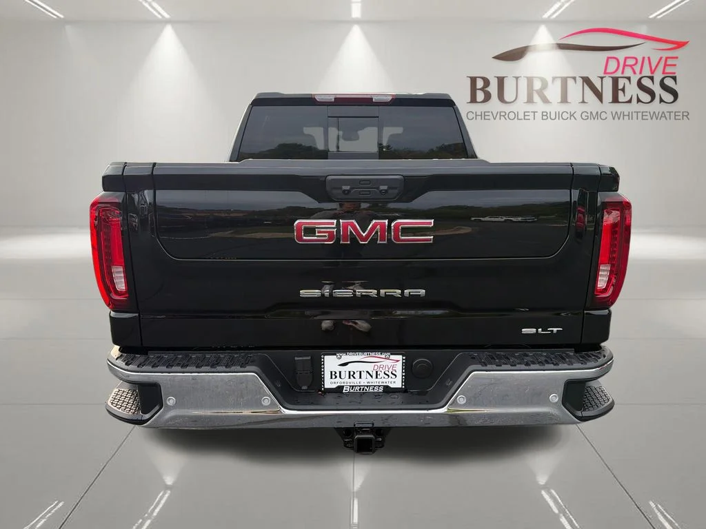 2026 GMC Sierra 1500 SLT - Photo 7