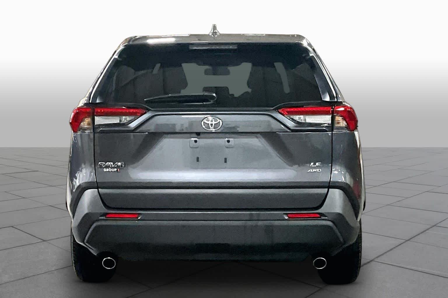 Used 2025 Magnetic Gray Metallic Toyota LE image 5