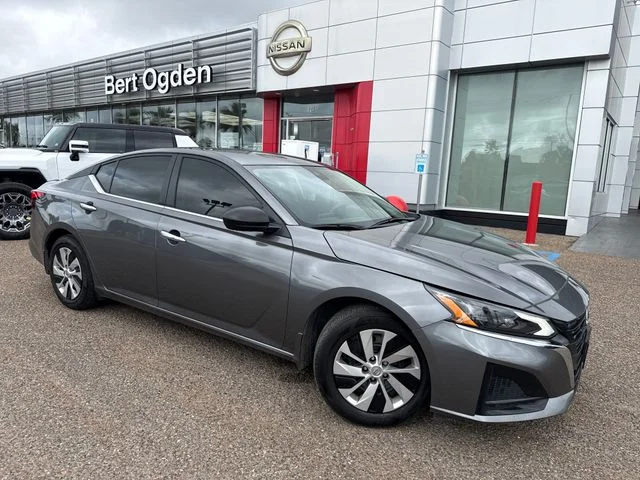 2024 Nissan Altima 2.5 S's photo