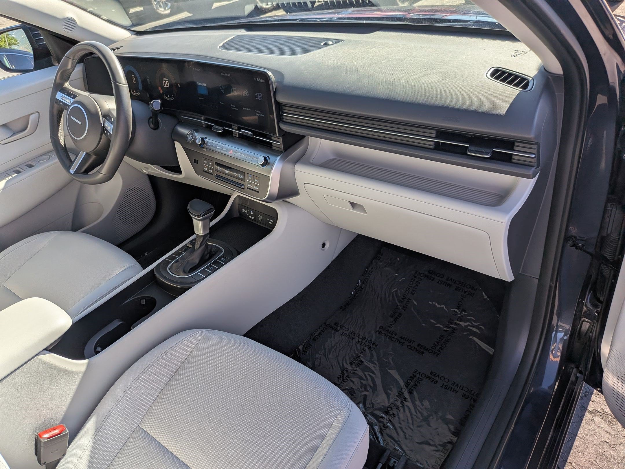 2025 Hyundai Kona SEL - Photo 30