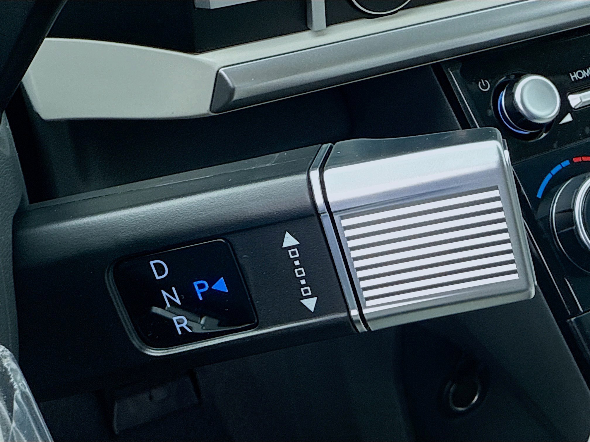New 2026 Atlantis Blue Hyundai SEL image 38