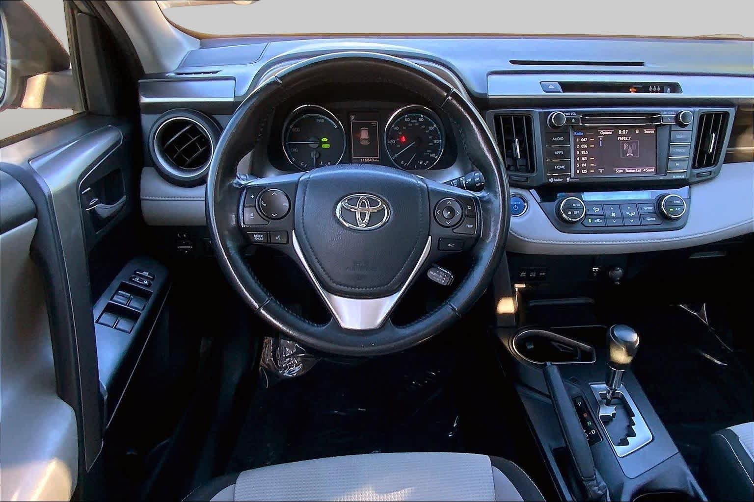 Used 2018 Silver Sky Metallic Toyota Hybrid XLE image 6