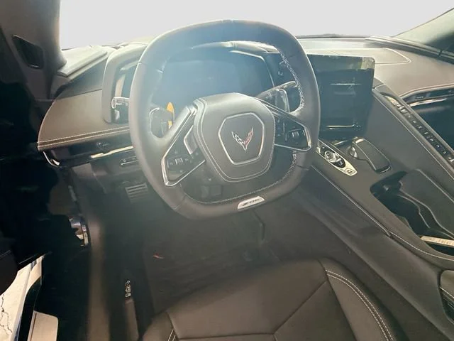 2025 Chevrolet Corvette 2LZ - Photo 12