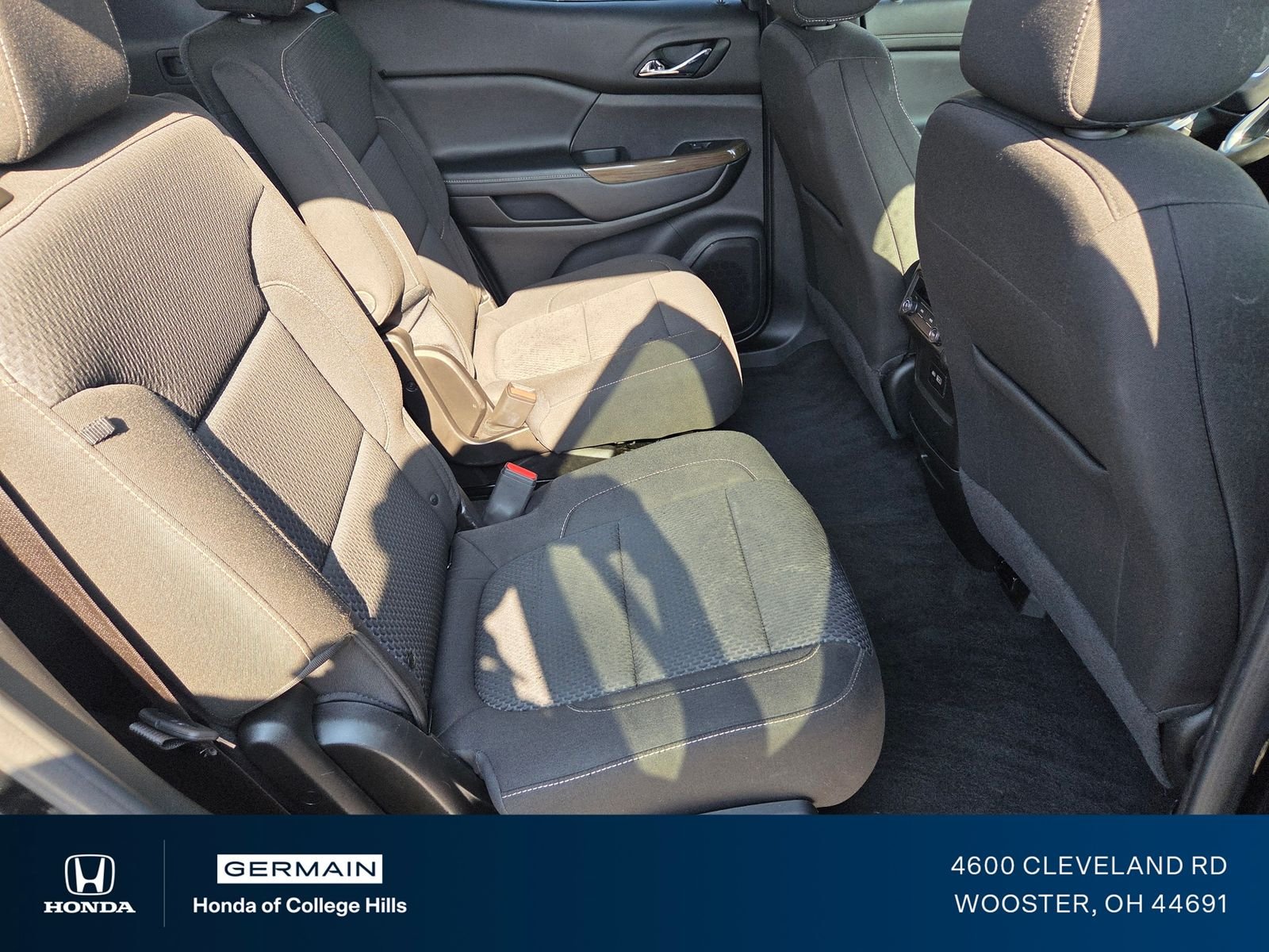 2023 GMC Acadia SLE - Photo 25