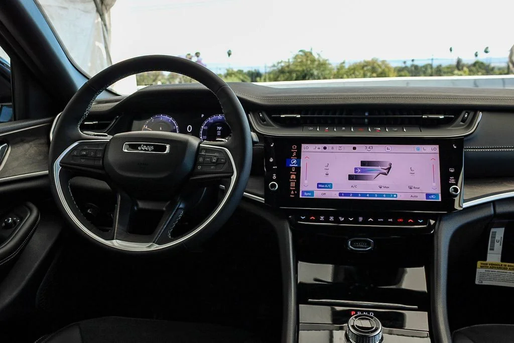 New 2026 Gray Jeep Altitude image 14