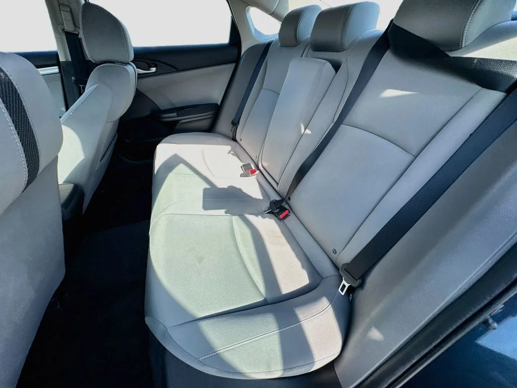 Used 2018 Blue Honda EX image 27