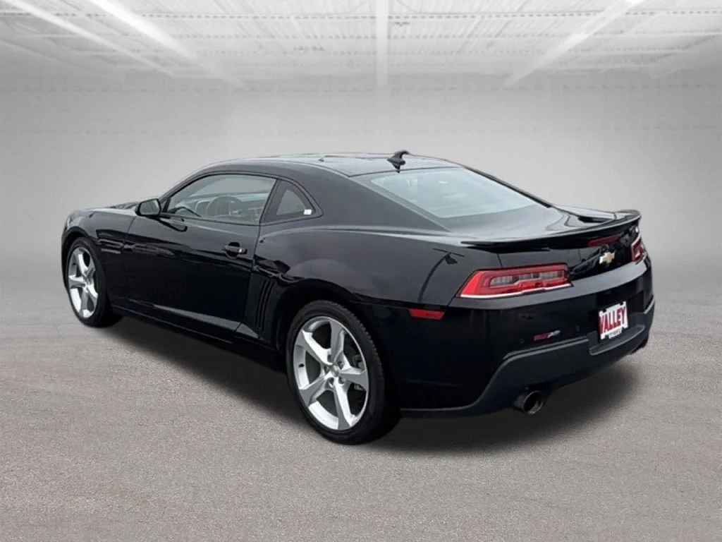 Used 2015 Black Chevrolet 2LT image 8
