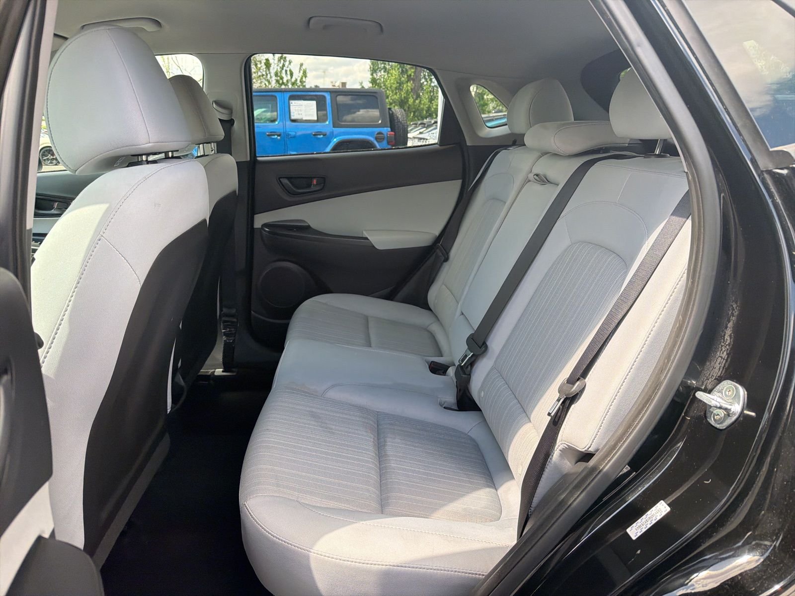 Used 2023 Black Hyundai SEL image 6