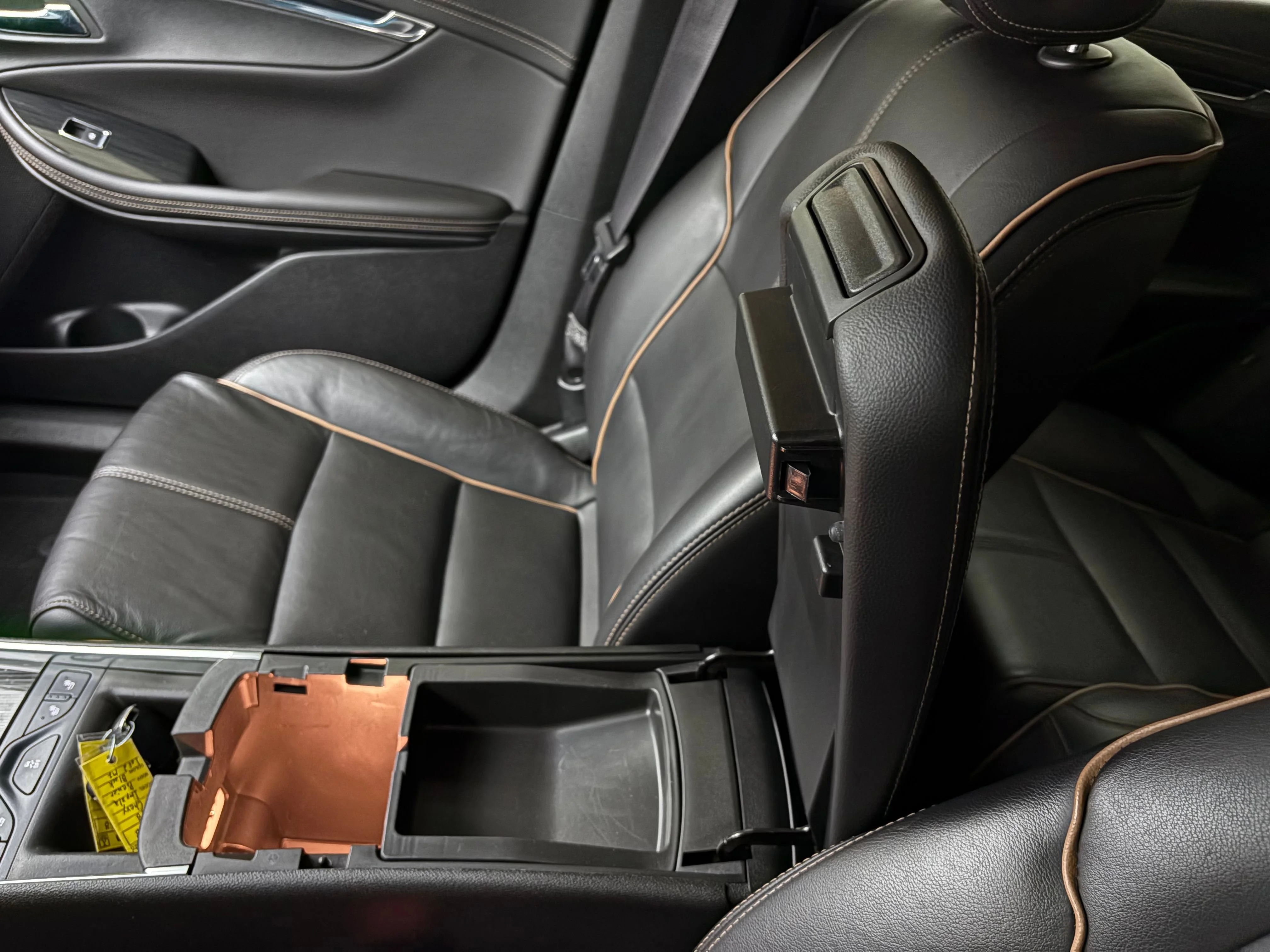 Used 2018 BLACK Chevrolet Premier image 36