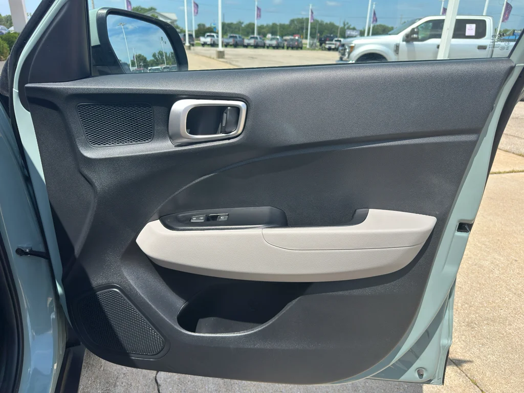 Used 2025 Mirage Green Hyundai SEL image 27