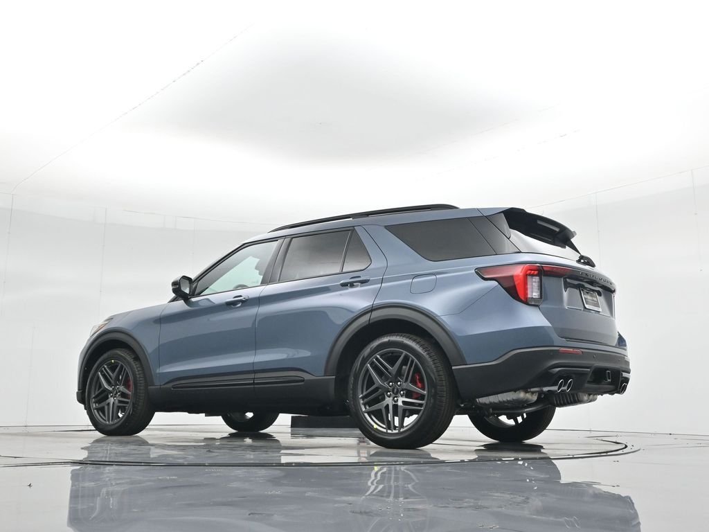 2025 Ford Explorer ST - Photo 55