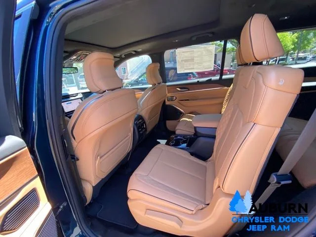 New 2026 Fathom Blue Pearl-Coat Exterior Paint Jeep Summit image 25