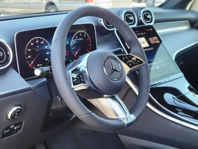 Used 2026 Black Mercedes-Benz GLC 300 image 17