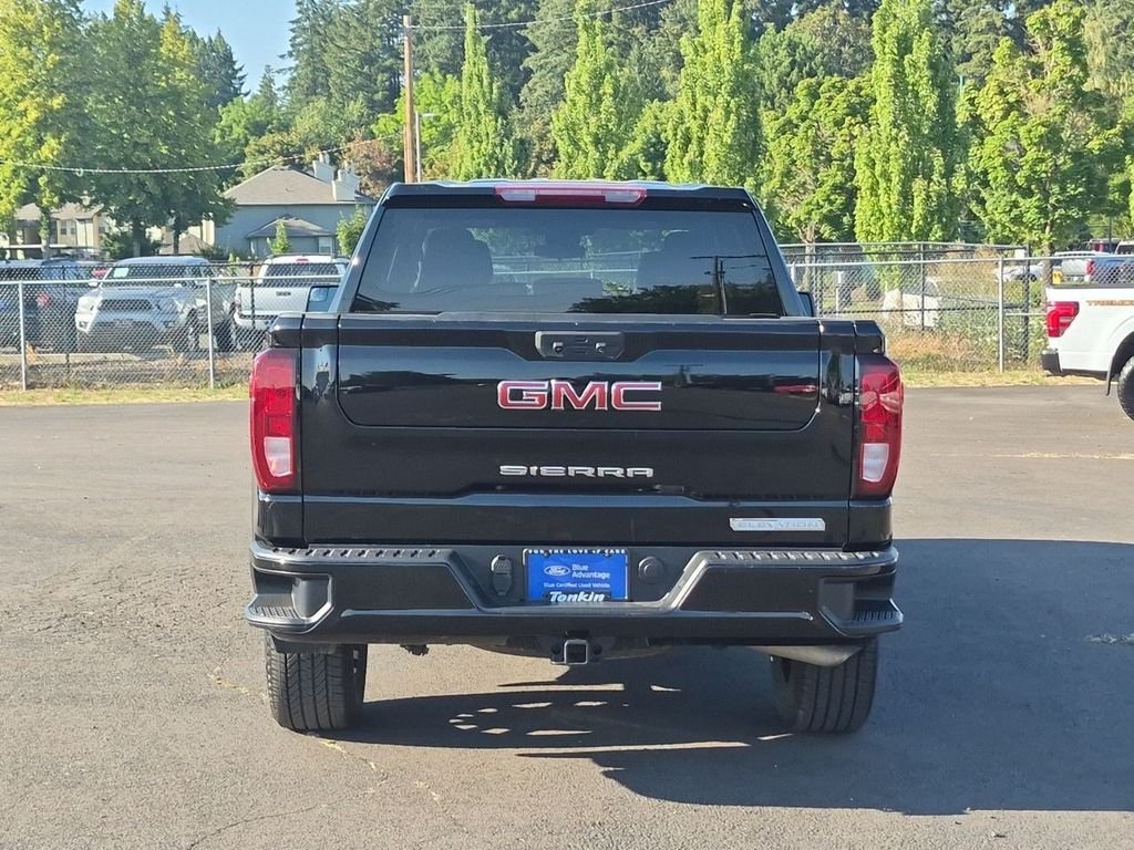 Certified Used 2023 Onyx Black GMC Elevation image 4